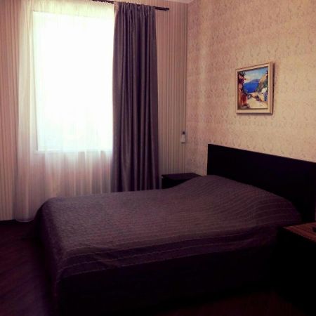 Guest House Belweder Gagra Exterior photo