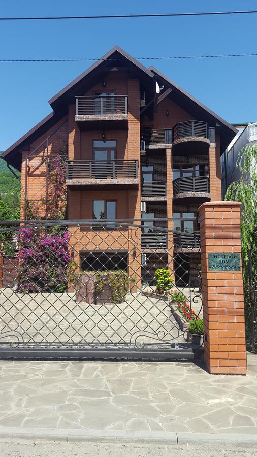 Guest House Belweder Gagra Exterior photo